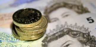 Ofgem drops retail price cap by 7% until September: not enough, say campaigners