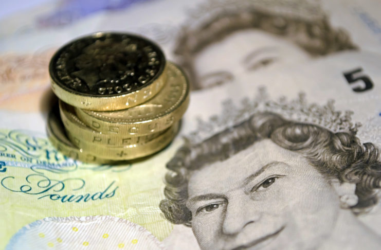 Ofgem drops retail price cap by 7% until September: not enough, say campaigners