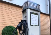Hydrogen fuel cell electric vehicle charger aims to solve capacity crunch