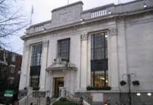 Five electric vehicles take Islington town hall off grid