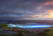 Aussies follow on, offering to retrieve England battery team from ashes