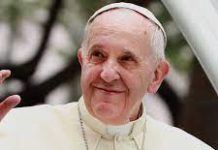 Pope backs worldwide call for ban on new pumping of fossil fuels