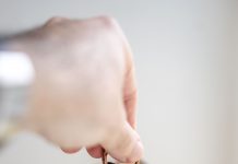 What are the advantages of buying a new build home in the UK?