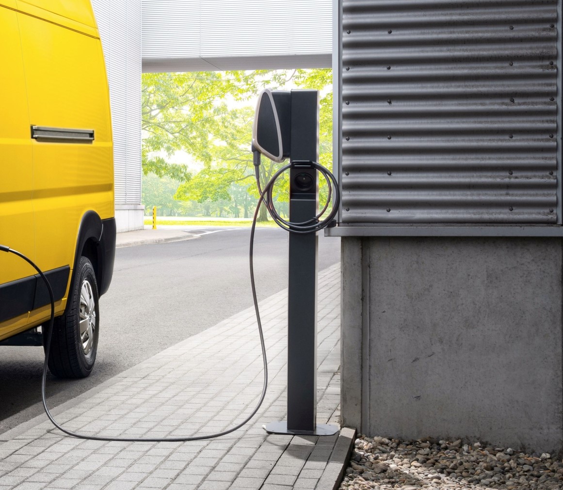 Pathway for EV transition by 2035 law