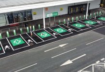 Sainsbury’s opens ultra-rapid EV charging hub in Greater ManchesterÂ
