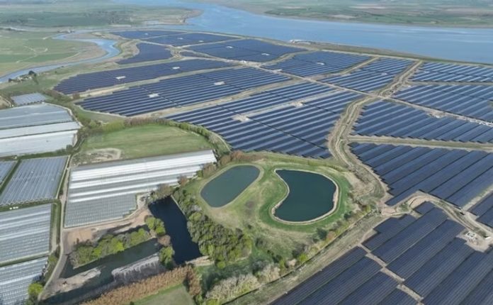 CLEVE HILL SOLAR PARK PHOTO