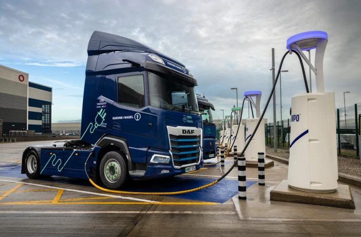 Voltempo opens megawatt eHGV charging site