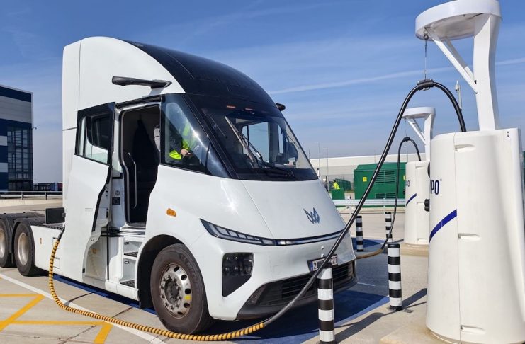 Windrose sets UK charging record for electric HGV using Voltempo HyperCharger