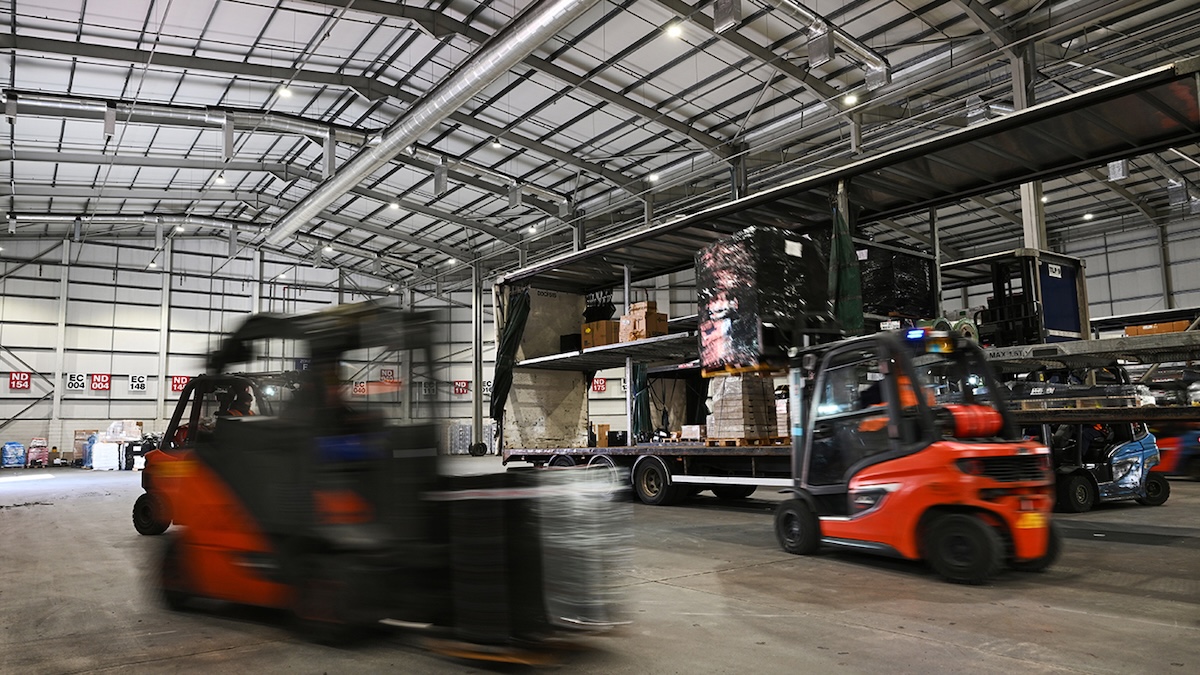 FLT 2 - Pallet Track