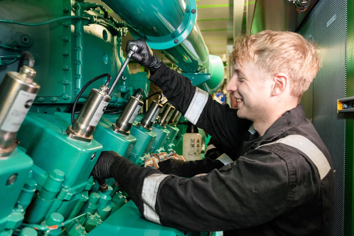 001 YLEM Power O&M engineer