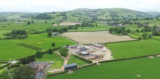 REHAU marries flexibility and performance at Powys wedding venue